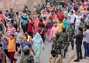 School Teacher’s killing: KP’s hit roads again, threaten mass migration