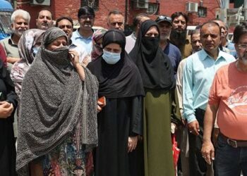 Kashmiri families seek urgent evacuation of students from Iran amid rising tensions