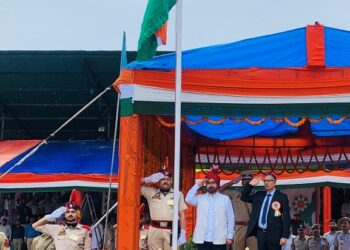 Kathua celebrates 79th Independence Day, Minister Satish Sharma hoists National Flag