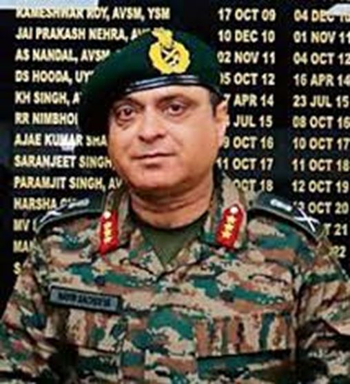 Amid ongoing anti-Militancy operation in Kathua, GOC Sachdeva visits Basantgarh