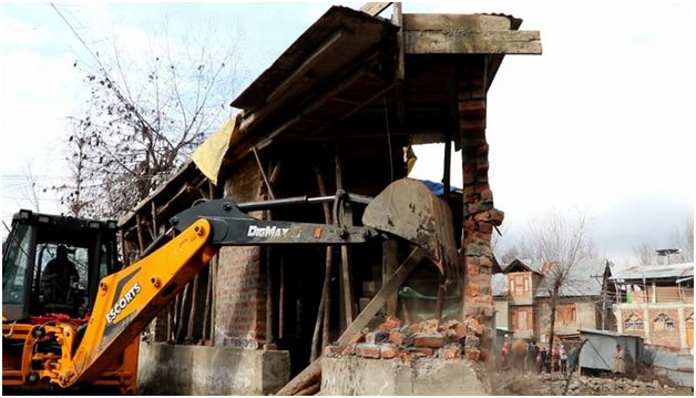 LC&MA conducts spl demolition drive, demolishes 02 illegal constructions