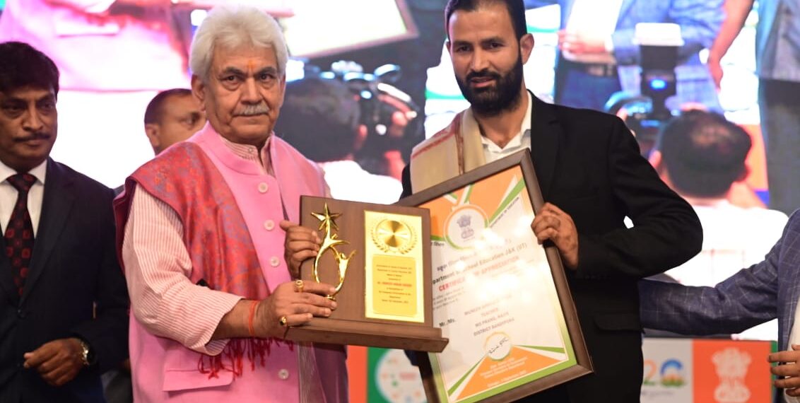 Lt Governor addresses Teachers’ Day celebration at Srinagar