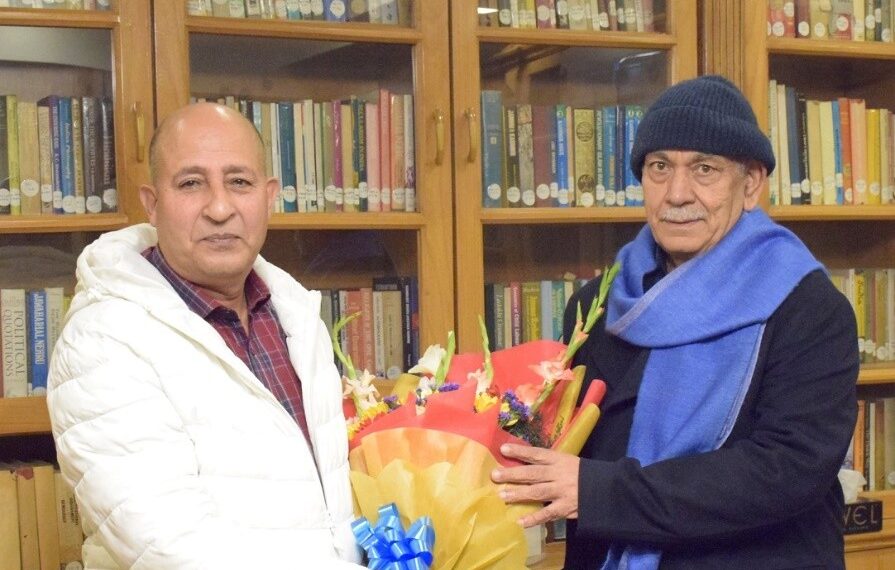 GM Shaheen, President, J&K Janta Dal United (JDU) calls on LG