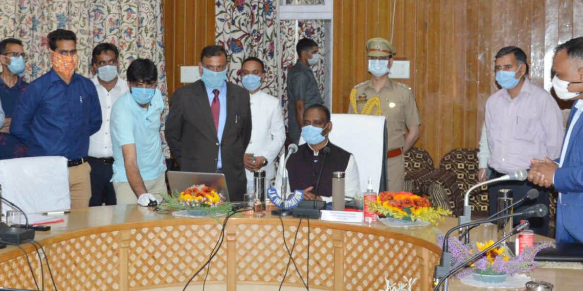 LG visits Kulgam; meets delegations, PRI representatives, inaugurates projects, lays foundation stones