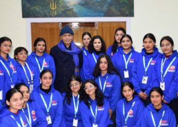 LG Interacts With National Youth Festival Delegates for ‘Viksit Bharat’ Dialogue