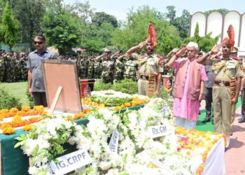 LG Sinha paid homage to BSF Sub Inspector Md. Imteyaz