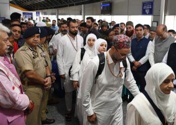 Hajj 2025: LG, CM extends greetings, best wishes for a safe pilgrimage