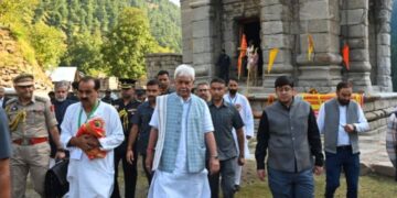 LG Sinha Flags Off Harmukh–Gangbal Yatra, Calls It a Living Expression of Kashmir’s Spiritual Heritage