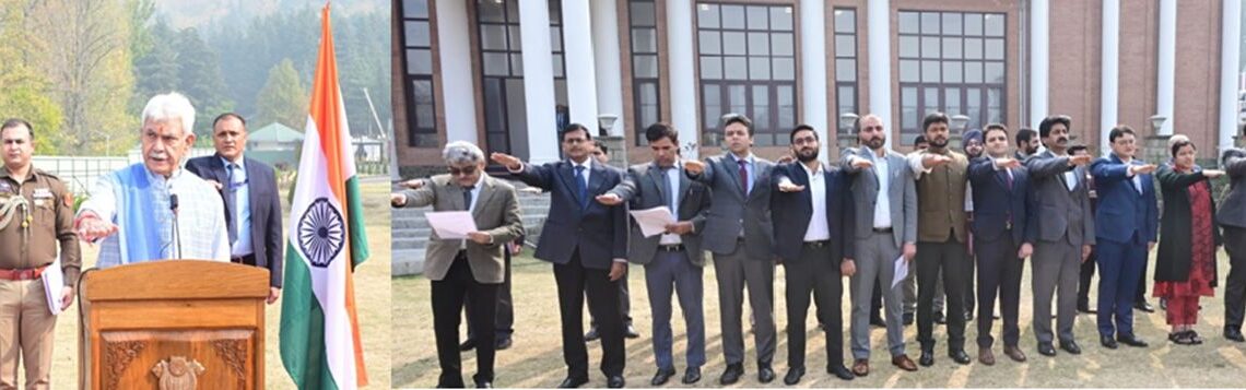 LG Sinha Takes Integrity Pledge From Officers, Administers Oath To Them