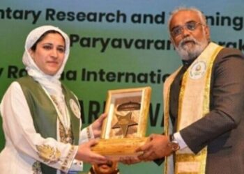 LG Sinha congratulates SKAUST student for bagging “Best Speaker Award”