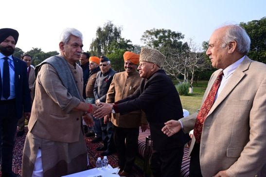 LG Sinha hosts Republic Day ‘At Home’ in Jammu