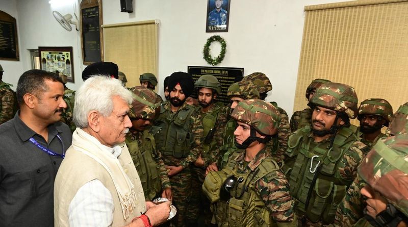 LG Visits Uri, Interacts with Soldiers at B’la