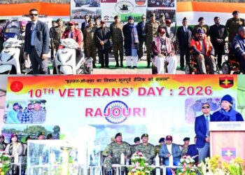 LG Sinha’s Stirring Salutes To Custodians Of National Security In Rajouri