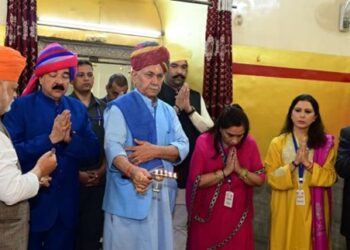 LG calls for riverbank Aartis, pitches Jammu as global spiritual hub