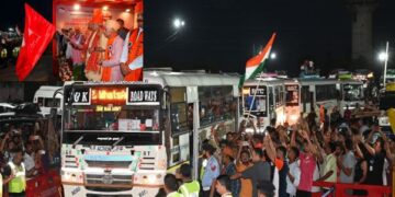 LG flags-off first batch of pilgrims to the holy abode of Baba Barfani