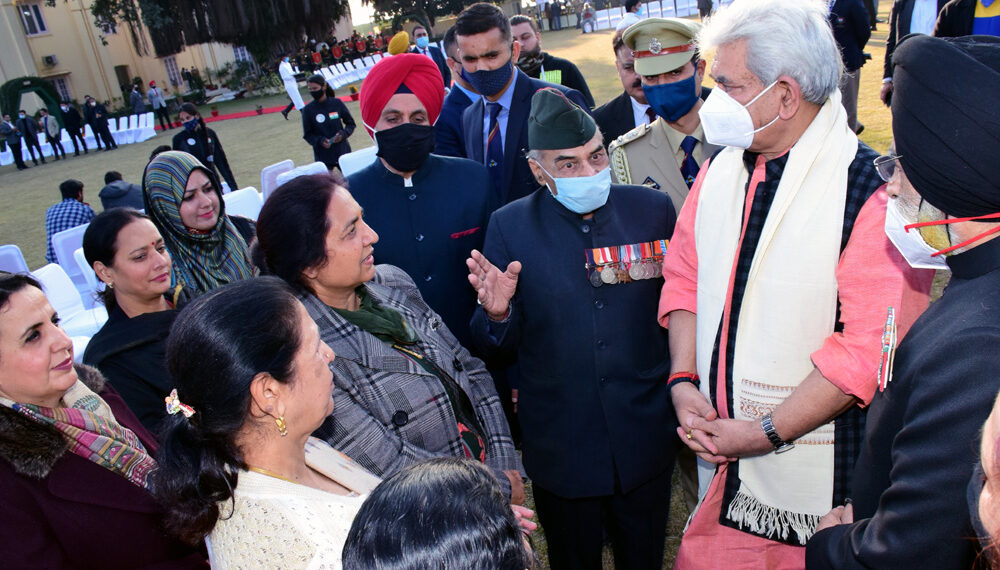 Lt Governor Manoj Sinha hosts Republic Day at Jammu-Pic/Kashmir Horizon