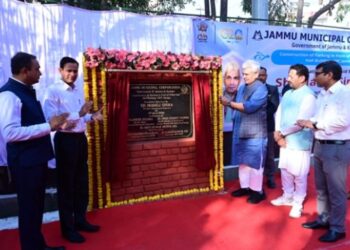 LG inaugurates, lays foundation stones of projects worth Over 155 Cr under Jammu Smart City