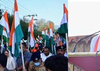 LG joins thousands of citizens in a Walkathon to celebrate Har Ghar Tiranga Utsav in Srinagar