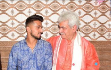 LG meets Cricketer Umran Malik & his family, Congratulates them for Urman’s selection in Team India