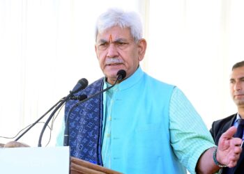 LG Sinha during the Kumaon Literary Festival at the Kashmir International Convention Centre