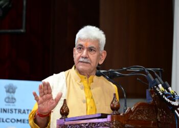 Lt Governor inaugurates Pensioners Sammelan in Jammu; interacts with Pension beneficiaries
