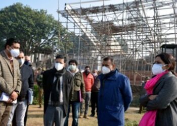 LG’s Pr Secy to  inspects dev projects across Jammu City, asks official to expedite their execution