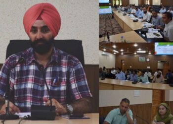 Labour Commissioner visits B’gam, chairs meeting with Workers &Labour Unions