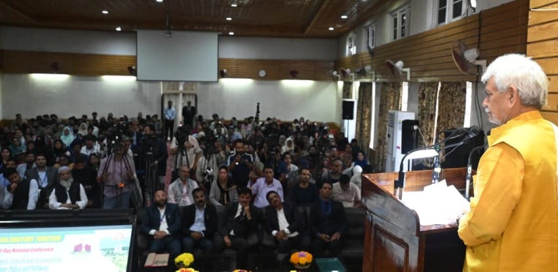Lieutenant Governor Attended Valedictory Session of National Seminar on Environment, Climate and Sustainability at Kashmir University