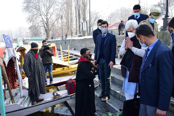 LG reviews restoration of essential services, inspects snow clearance works in Srinagar