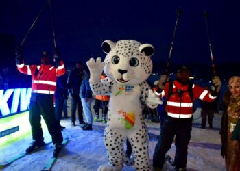 Gulmarg’s Snowy Slopes Come Alive as LG Sinha Inaugurates Khelo India Winter Games 2025