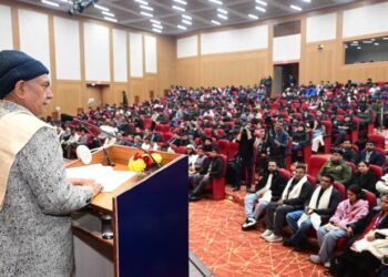 Lieutenant Governor attends the valedictory session of International Painting Workshop at IIM Jammu