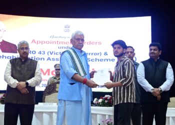 Lieutenant Governor handed over appointment letters to the families of terror victims of Jammu Division