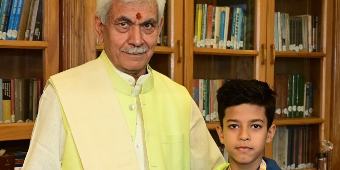 Master Amaan Khan, a young National-level Wushu player calls on LG
