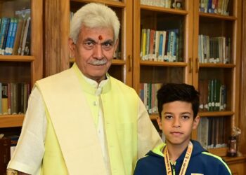 Master Amaan Khan, a young National-level Wushu player calls on LG