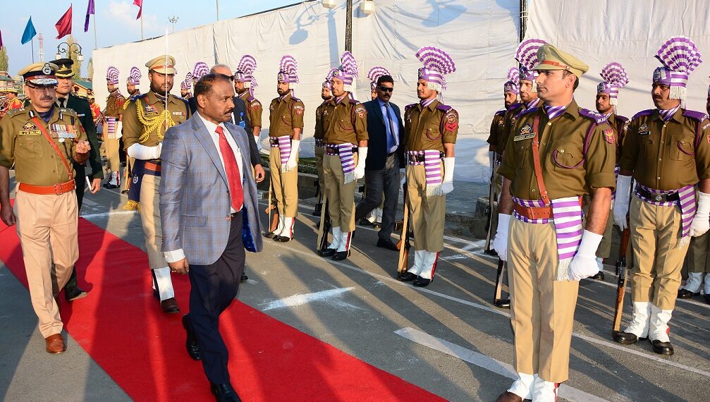 Lieutenant Governor visits Civil Secretariat, receives Guard of Honour