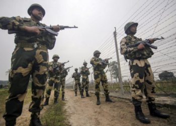 Pak army shells 3 sectors along LoC in Poonch