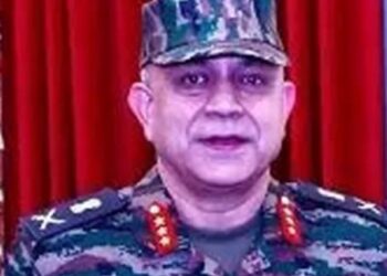 Lt Gen Balbir Singh takes over Chinar Corps command
