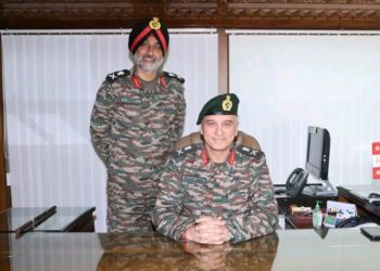 Lt Gen Rajiv Ghai Assumes Command Of Chinar Corps In Srinagar