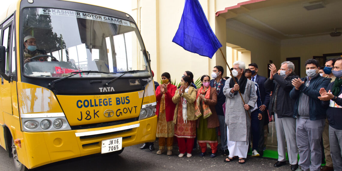 LG flags off girls contingent for 15 day Ski course , training at Gulmarg