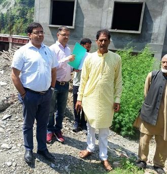 MD reviews progress of projects being constructed by JKPCC in Doda & Kishtwar Distts