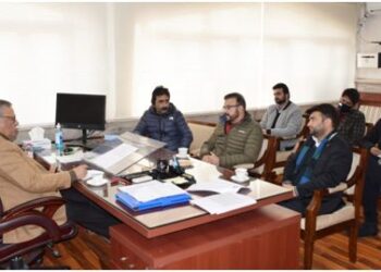 MDs of coaching institutes call on Advisor Farooq Khan