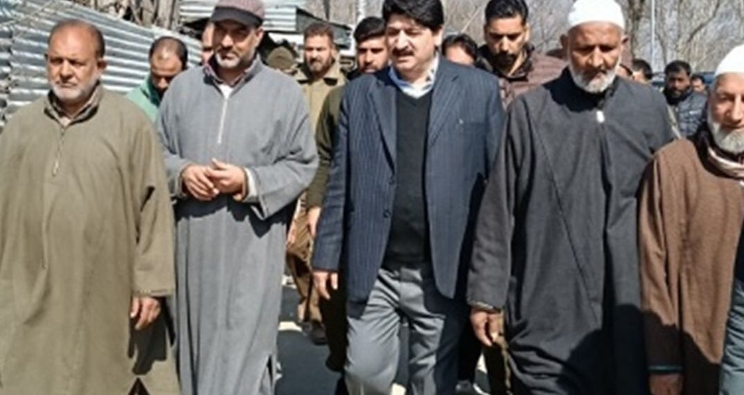 MLA Hilal Akbar Lone extensively tours Sumbal Subdivision