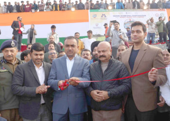 MLA Jammu East, Div Com (J) inaugurate Tawi boating Festival