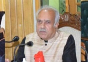 MP Masoodi reviews dev projects, implementation of schemes at Pulwama