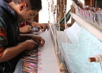 Major relief to artisans, weavers; Govt notifies 2 new schemes