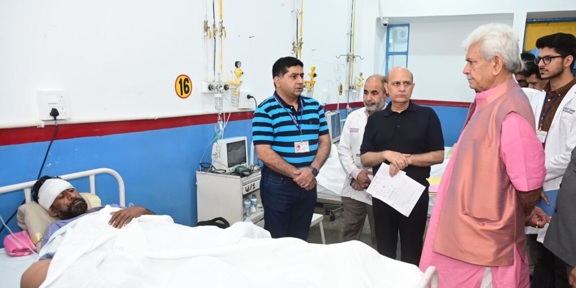 LG Sinha visits GMC Jammu, meets the civilians injured due to unprovoked shelling by Pakistan