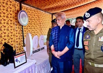 LG visits JKP’s Commando Training Centre at Sunjwan, Jammu