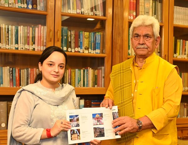LG Sinha Meets Kishtwar MLA, Minority Employees, Community Delegations