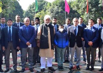 LG attends SSF’s Bada Khana; lauds SSF ranks for performing duties with utmost dedication & courage
