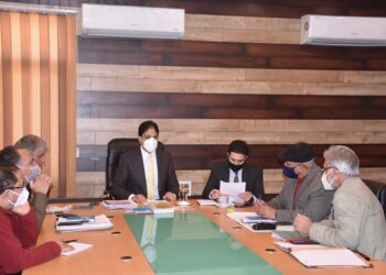 Mayor  reviews functioning of SMC wings,sets fixed targets for effective  service delivery